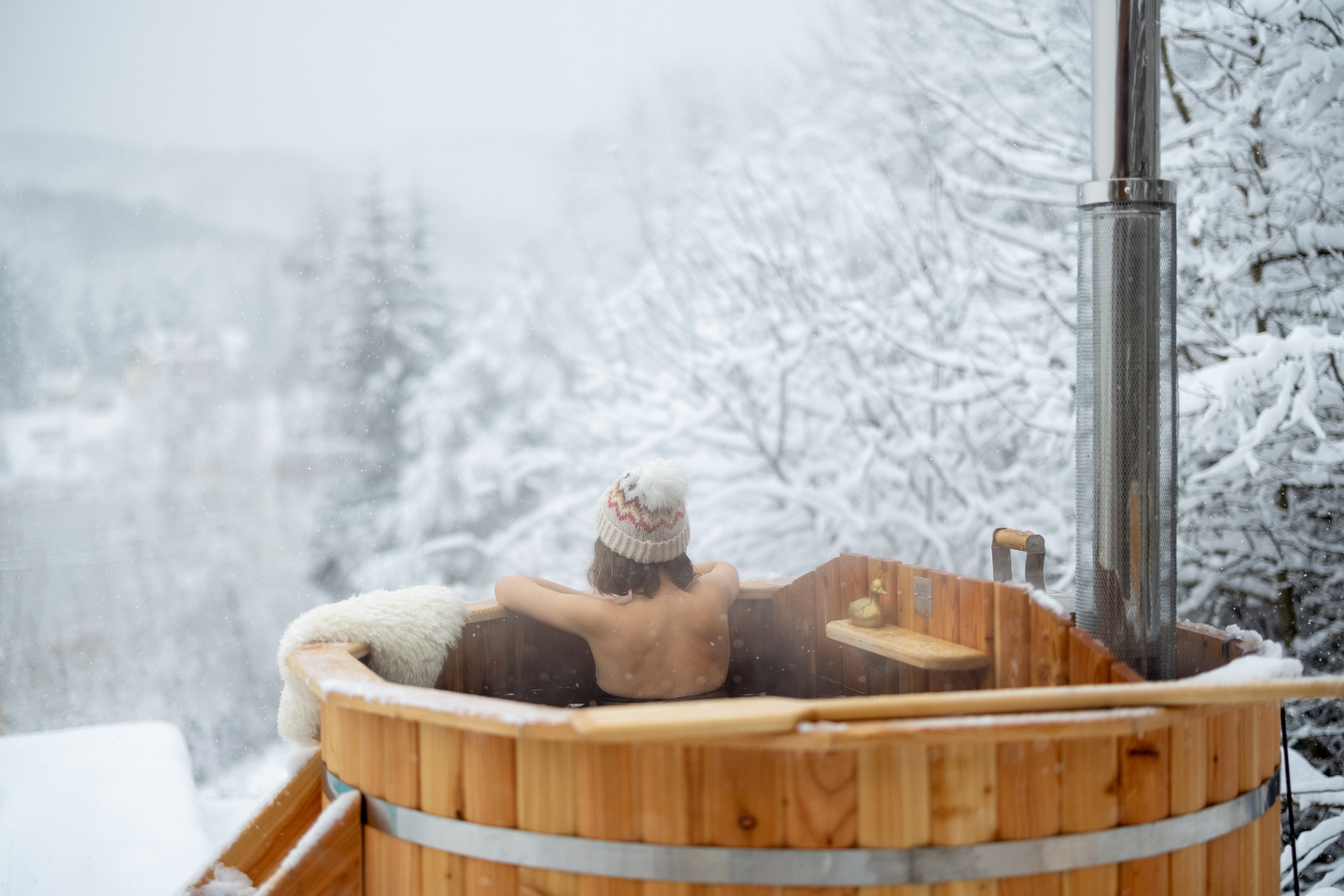 The Mental Health Benefits of Ice Baths: Cooling Down Stress and Anxiety